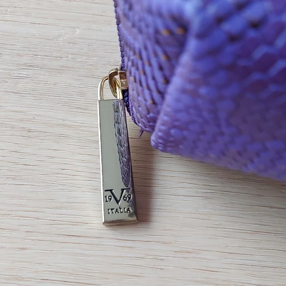 Makeup Bag - Picture 2 of 10